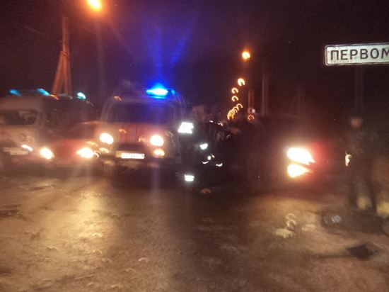 Микроавтобус «Тула — Щекино» столкнулся с легковушкой, 8 пострадавших